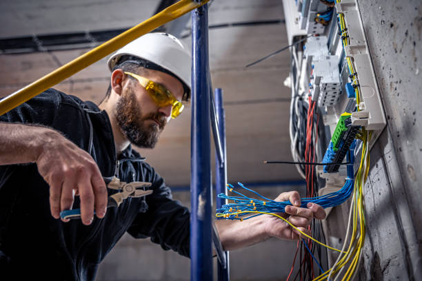 Best Electrical Contractors for Businesses  in La Porte City, IA
